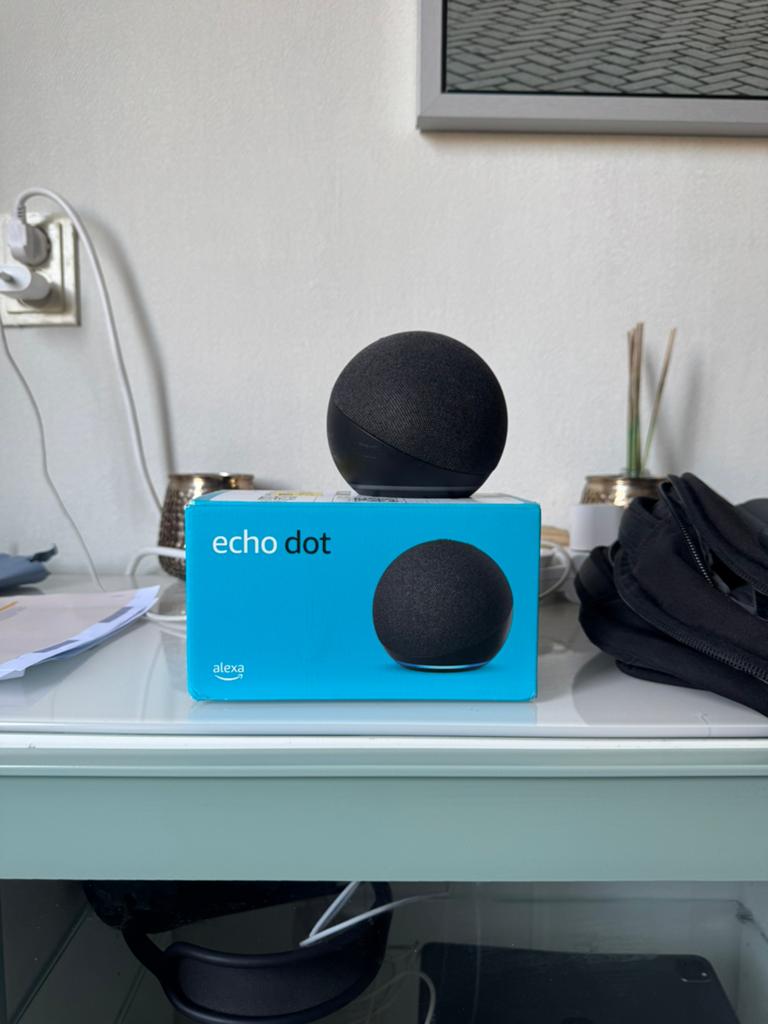Amazon Echo Dot (5th generation), Ophalen of Verzenden, Zo goed als nieuw
