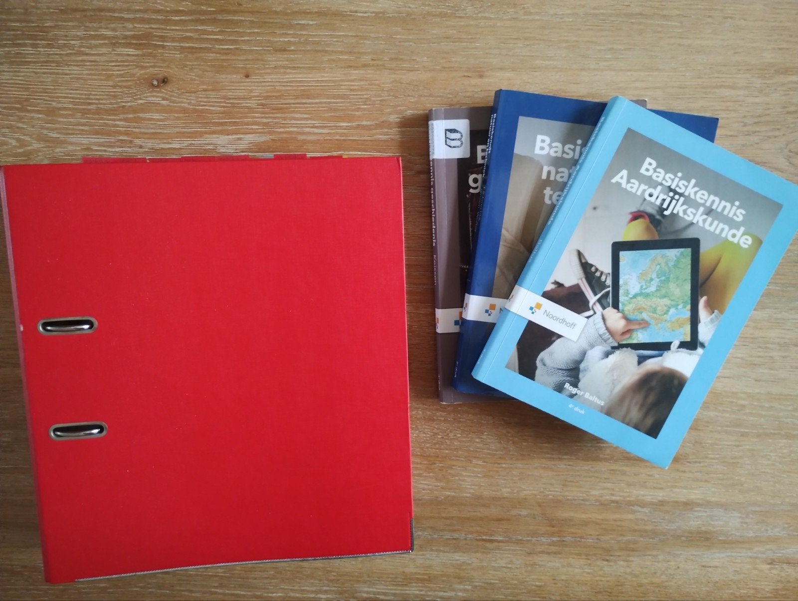 Pabo Toelatingstoets Basiskennis Aardr.&Gesch.+ oefentoetsen, Gelezen, Ophalen of Verzenden, Aardrijkskunde, Diverse auteurs (Noordhoff)