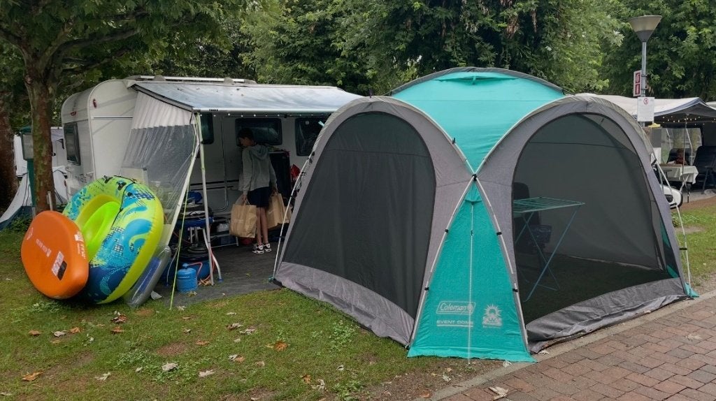 Coleman Event Dome L partytent met horrengaas 3.65 x 3.65, Gebruikt, Opvouwbaar, Partytent, Minder dan 4 meter