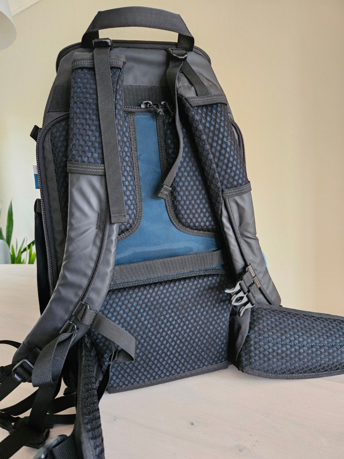 Tenba Axis V2 24L Backpack Zwart - Zo goed als nieuw, Rugtas, Tenba, Ophalen of Verzenden, Zo goed als nieuw