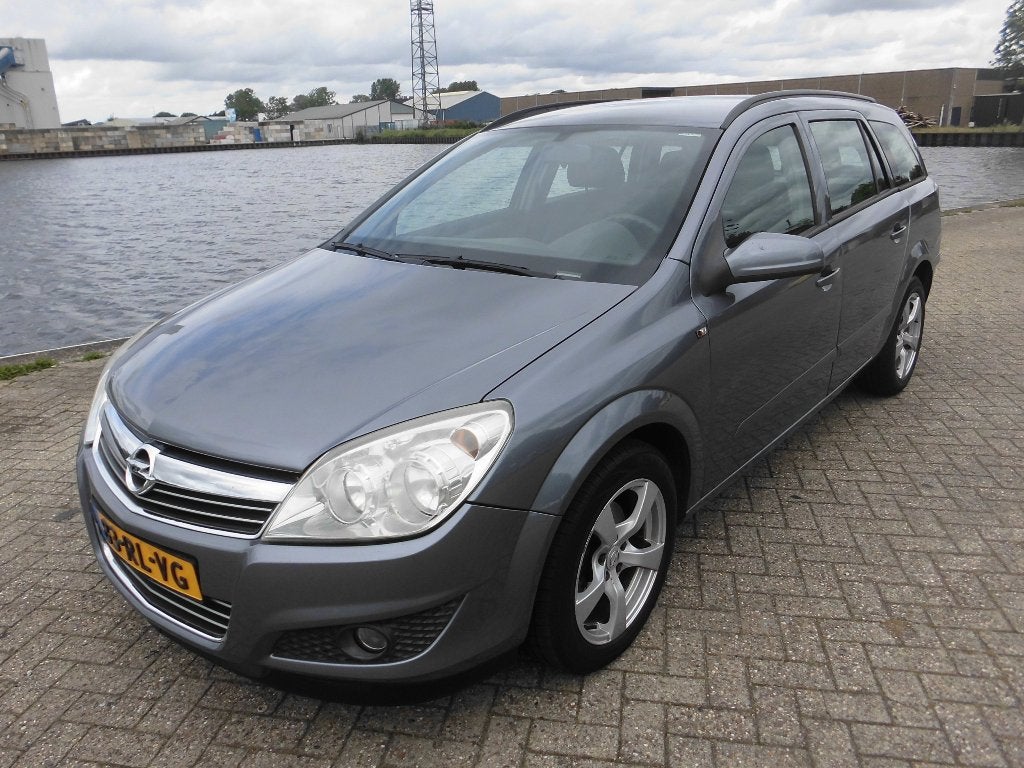 OPEL ASTRA 1.6 BJ 2005 APK 6-2027!!! AIRCO ,,LEUKE AUTO,,!!!, Voorwielaandrijving, Euro 5, 4 cilinders, Origineel Nederlands