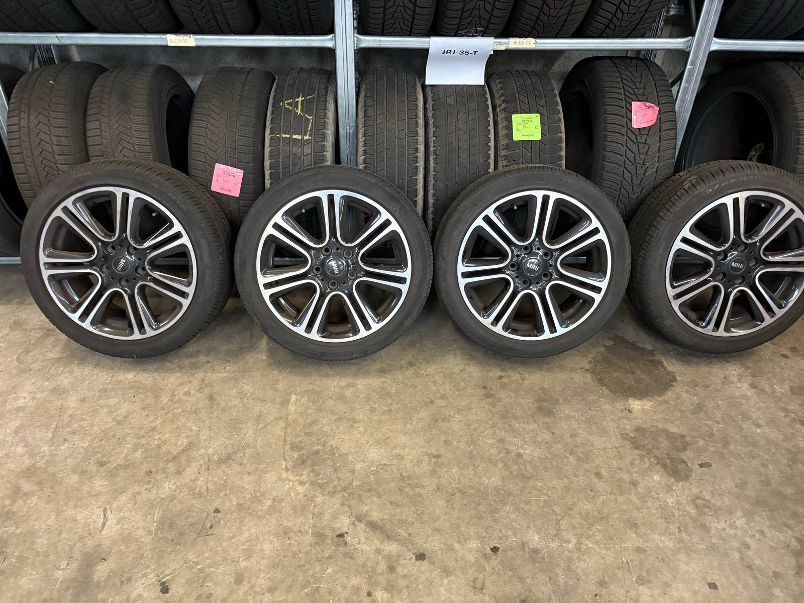 Mini Cooper 18 inch velgen met Pirelli Run Flat banden, 18 inch, Gebruikt, Banden en Velgen, Ophalen of Verzenden