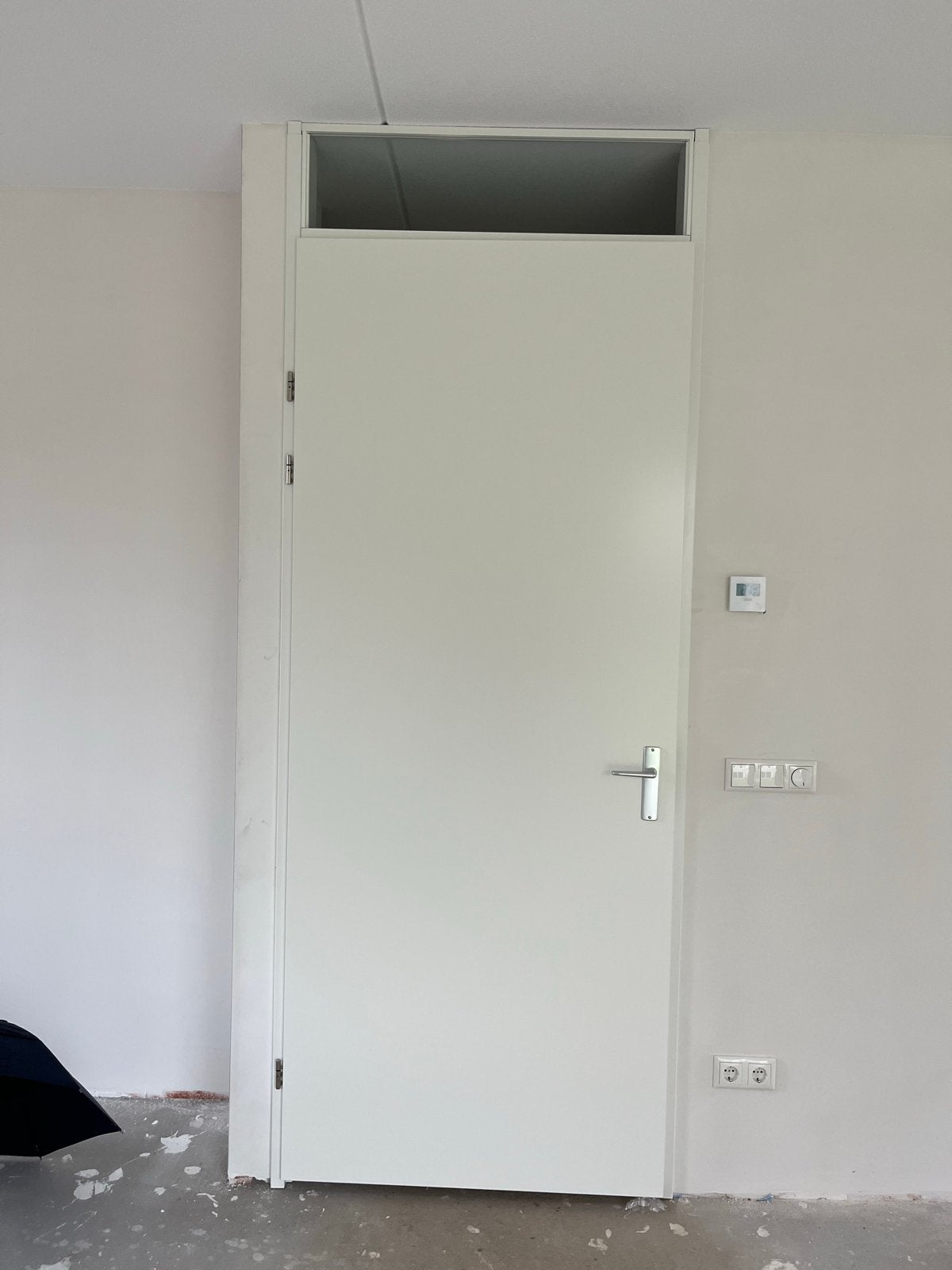 Svedex opdekdeuren met aluminium kozijnen, Ophalen, 80 tot 100 cm, 215 cm of meer, Binnendeur