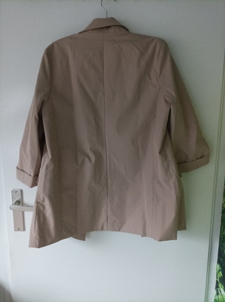 Colbert jasje, Beige, Maat 42/44 (L), Zo goed als nieuw, Jasje