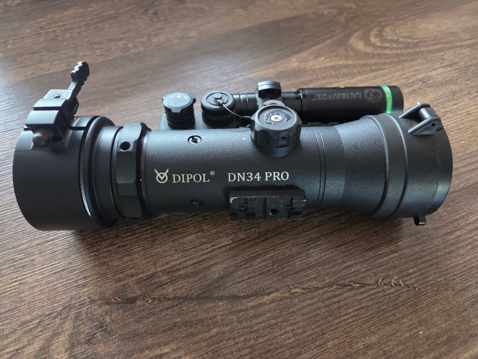 DIPOL DN34 PRO met laser en adapter in opbergtas., Sport en Fitness, Ophalen, Zo goed als nieuw