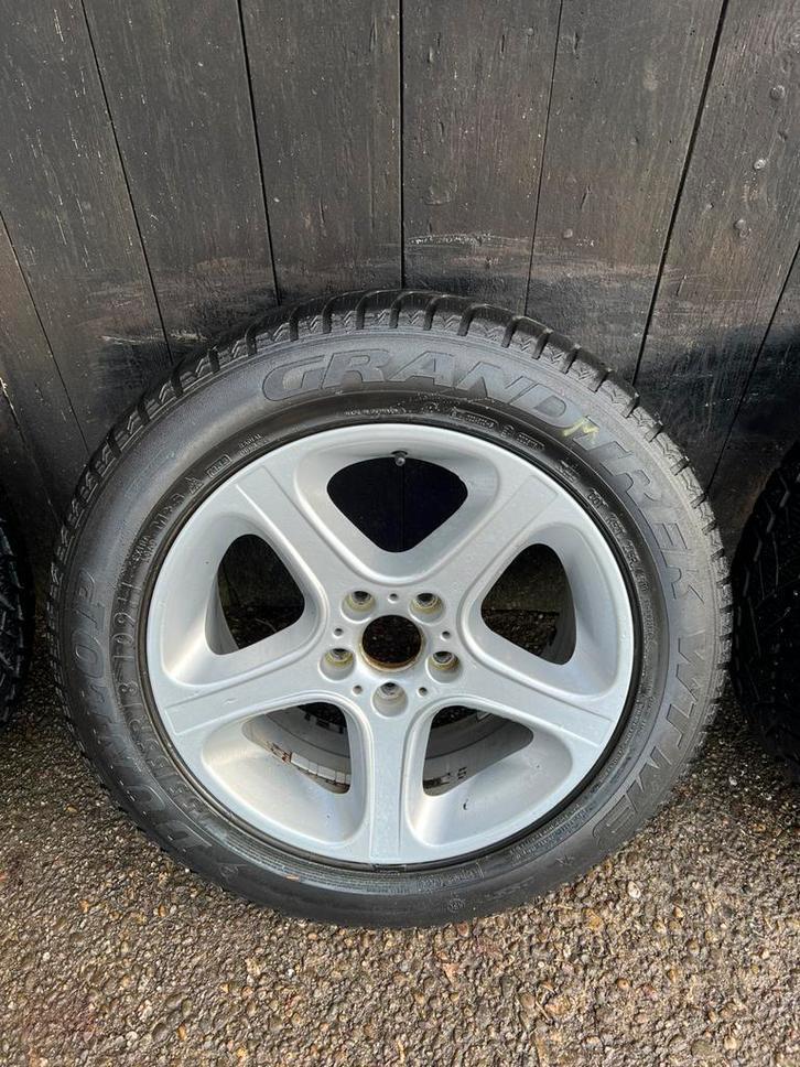 BMW X5 X6  Land Range rover velgen 5x120 18? winterset 8mm, Niet ingevuld, 18 inch, Gebruikt, 255 mm