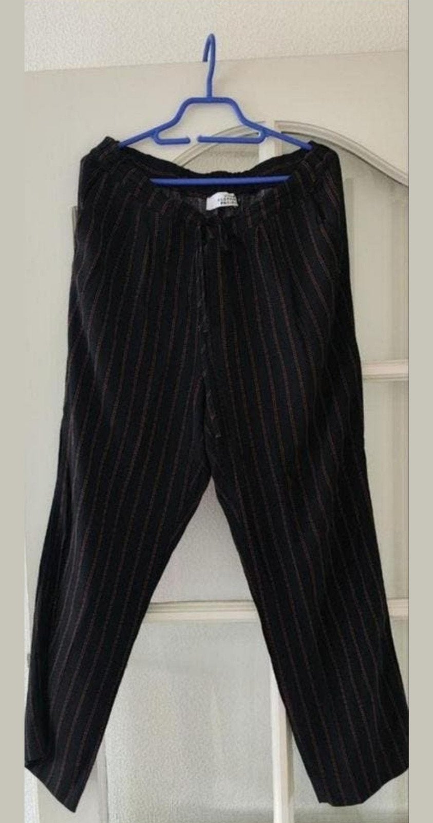 Nieuwe zwarte zomer broek met streepjes maat 42, Zwart, Maat 42/44 (L), Nieuw, Ophalen of Verzenden