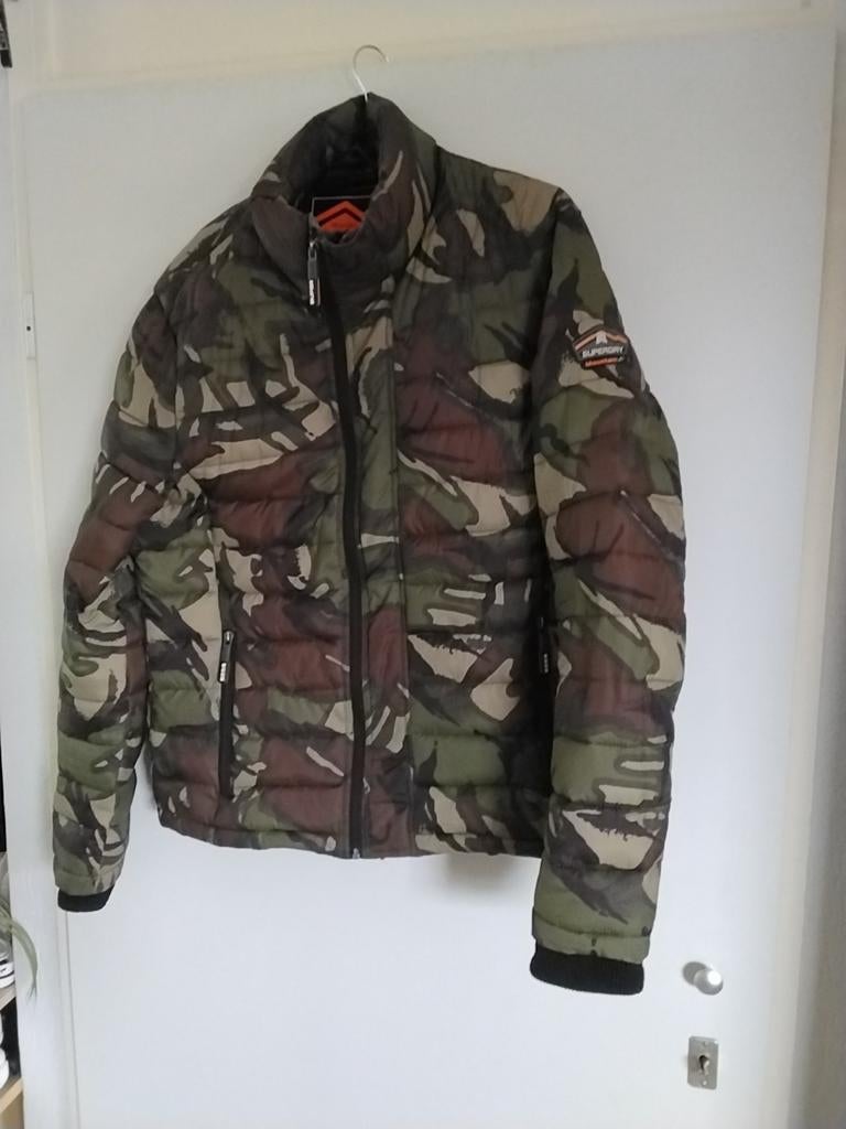 Superdry Mountain Camo Pufferjack XL, Overige kleuren, Maat 56/58 (XL), Ophalen of Verzenden, Zo goed als nieuw