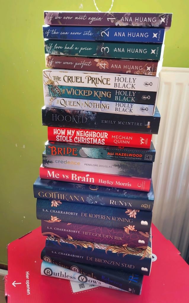 Boeken (romance, romantasy, fantasy, young adult), Boeken, Ophalen of Verzenden, Zo goed als nieuw