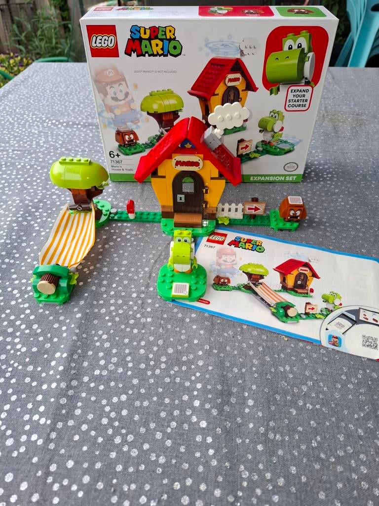 LEGO 71367 Super Mario Yoshi's Huis & Cadeau Uitbreidingsset, Ophalen of Verzenden, Zo goed als nieuw, Overige merken