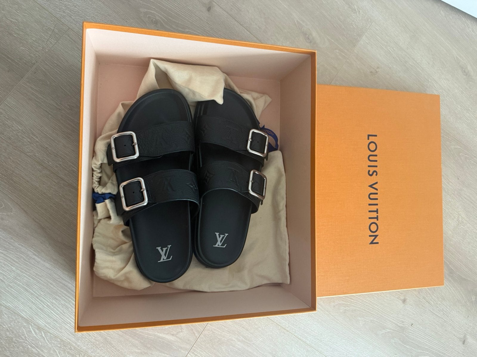 Louis Vuitton Venice Mule Slippers Origineel - Hermes Prada, Ophalen of Verzenden, Zo goed als nieuw, Jongetje of Meisje, Schoentjes
