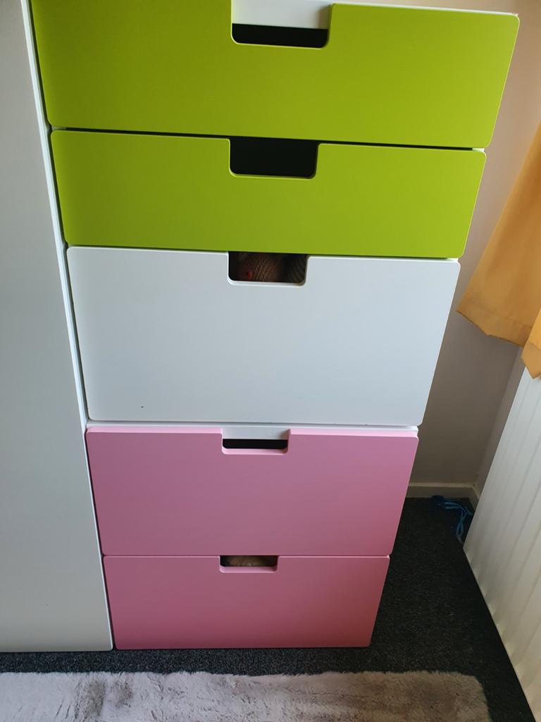 2x IKEA STUVA ladeblokken in nette staat, Ophalen, Minder dan 50 cm, Modern, Speels, 5 laden of meer
