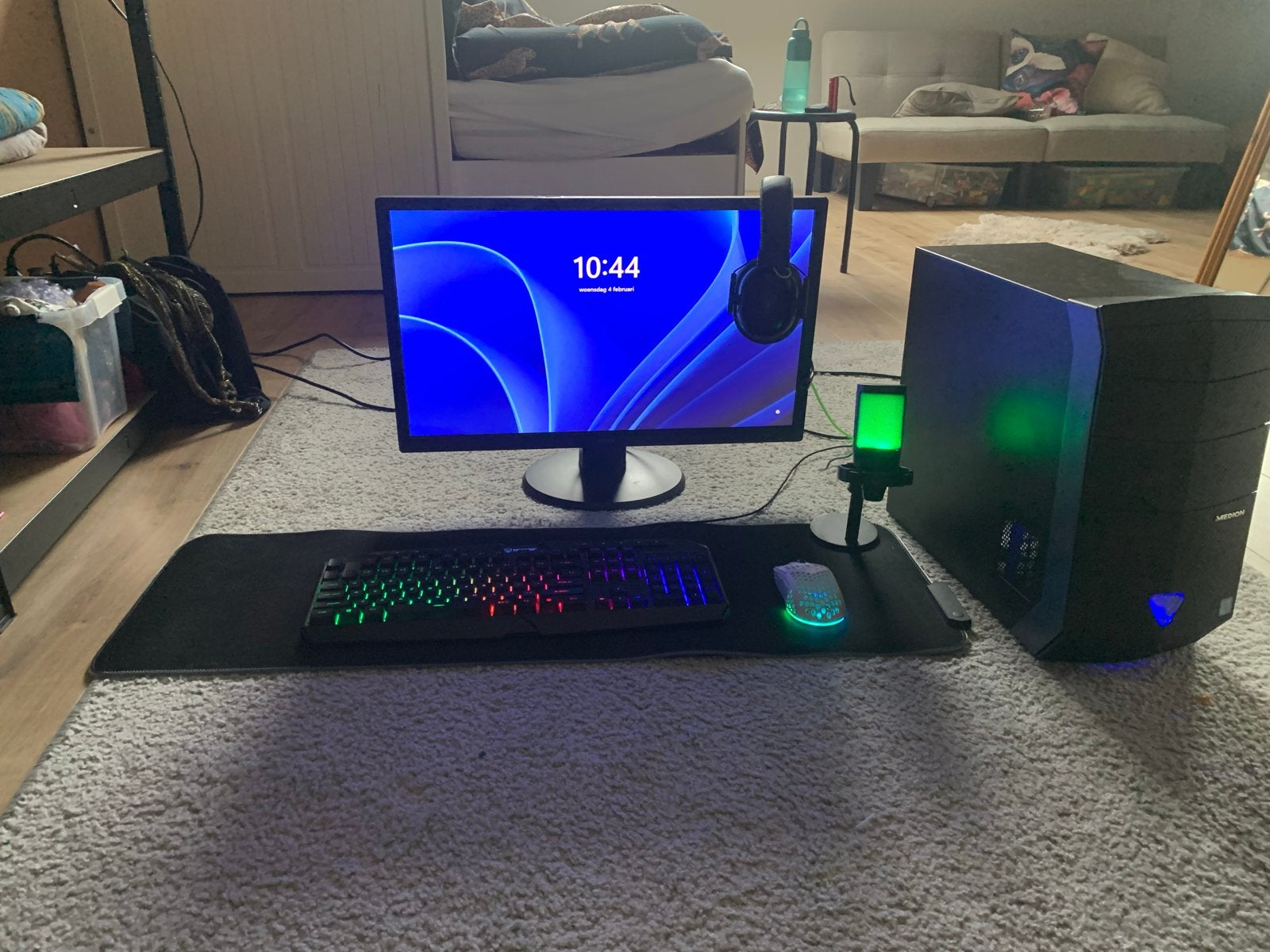 Medion Gaming PC met Intel i5, 8GB RAM, Monitor en Accessoir, Ophalen, Gebruikt, HDD, 2 tot 3 Ghz