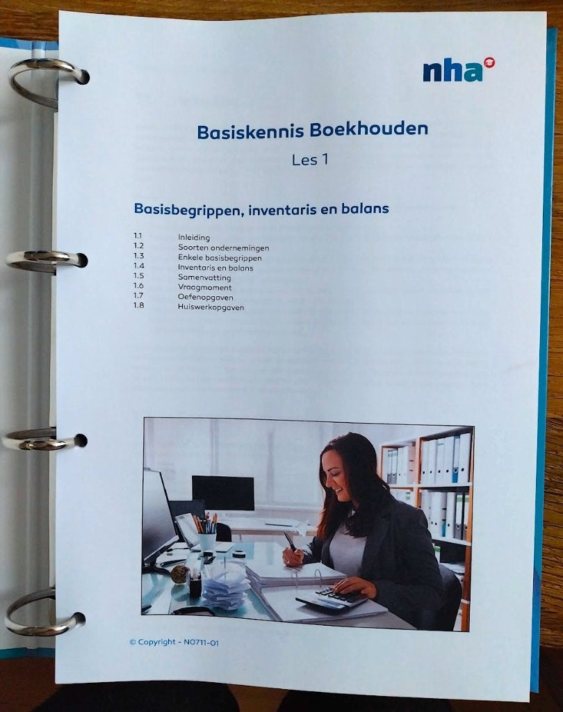 NHA Management Assistent Opleiding Studie Cursus MBO, Boeken, NHA, Ophalen of Verzenden, Zo goed als nieuw, MBO