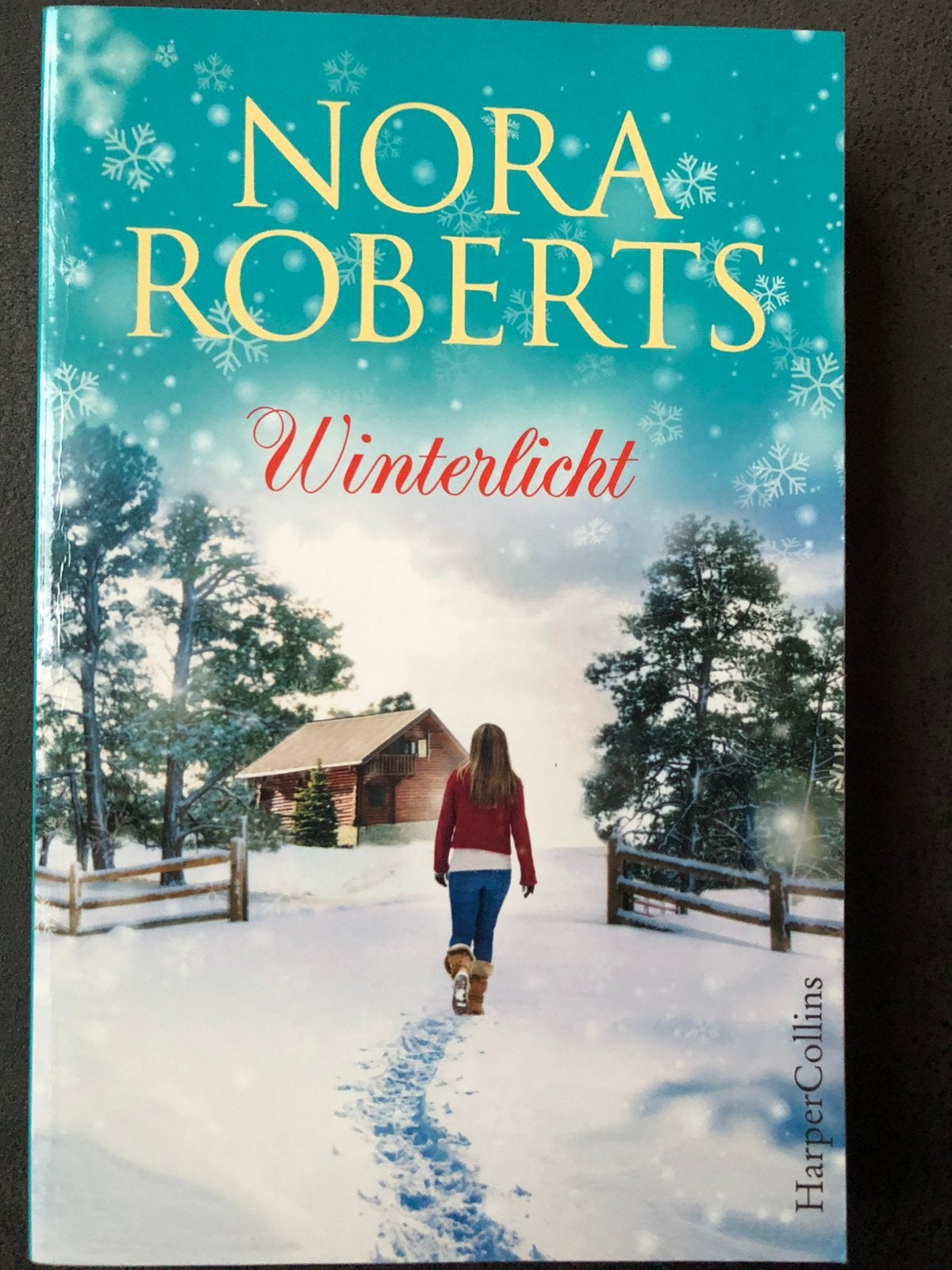 Nora Roberts - Winterlicht, Ophalen, Zo goed als nieuw