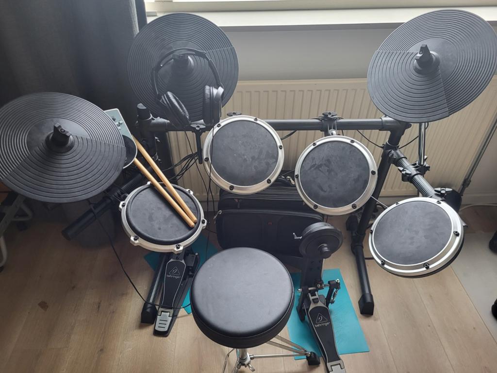 Behringer HDS110USB Elektronisch Drumstel met Koptelefoon, Muziek en Instrumenten, Drumstellen en Slagwerk, Ophalen, Gebruikt