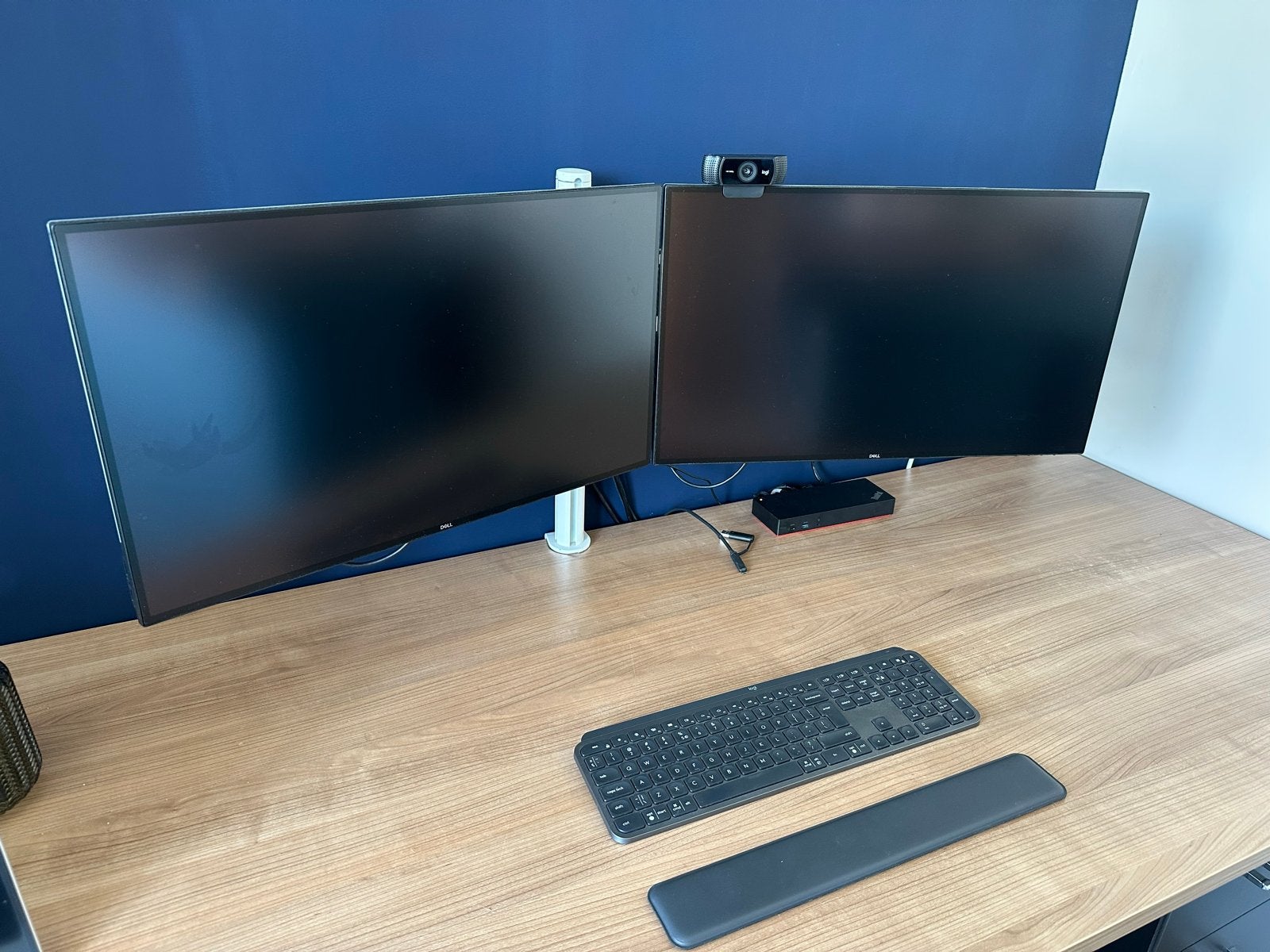 Dell UltraSharp U2518D QHD monitor (2 stuks met monitorarm), Computers en Software, Monitoren, Ophalen, Gebruikt, IPS, In hoogte verstelbaar