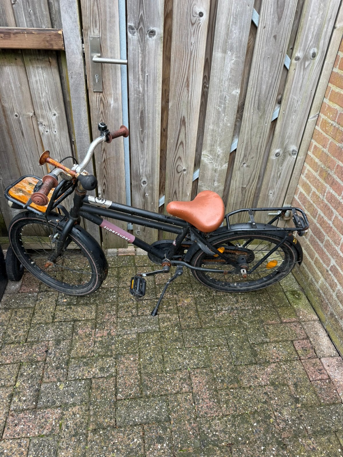 Kindefiets  20 knch, Ophalen of Verzenden, Zo goed als nieuw, 20 inch of meer