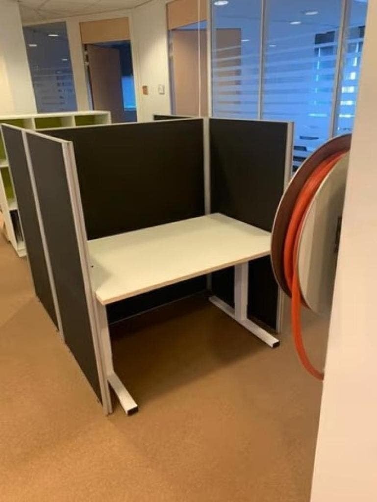 ZEER NETTE SCHEIDINGSWANDEN VOOR AFSCHEIDING BV BUREAU, Ophalen, Gebruikt