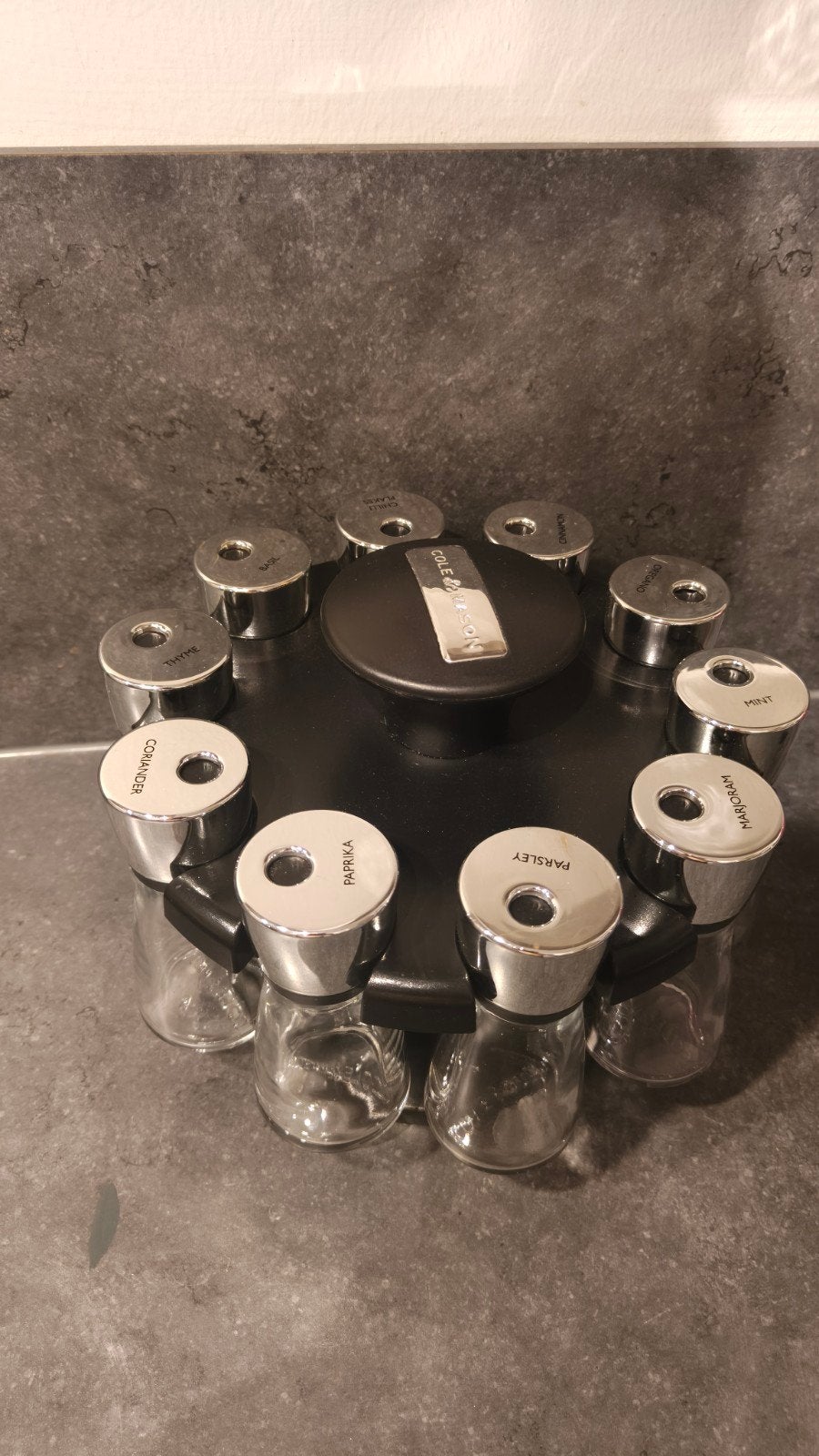 cole and mason Kruidenrek met 10 glazen potjes - Draaibaar, Verzenden, Zwart, Overige merken, Glas