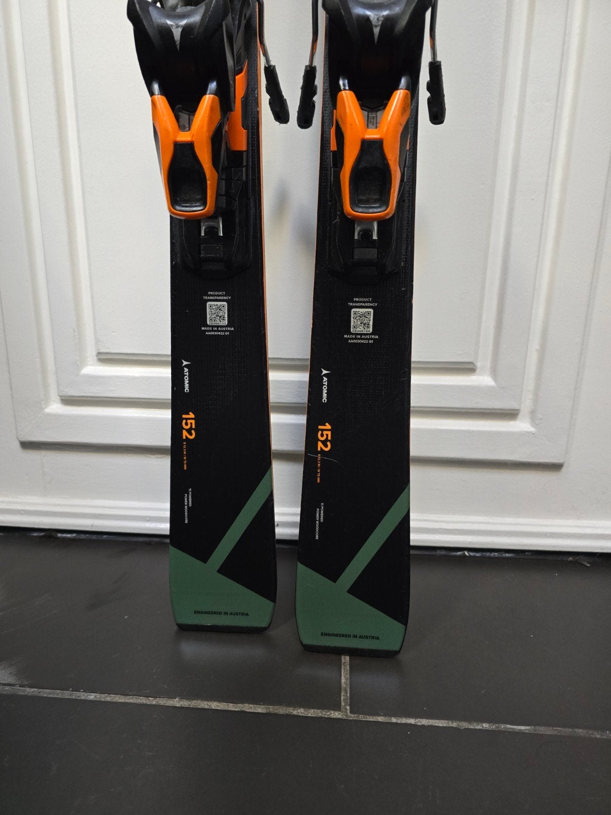 152cm 2025 ATOMIC REDSTER Q7 REVOSHOCK  ALL SNEUW ALL ROUND, 140 tot 160 cm, Ophalen of Verzenden, Zo goed als nieuw, Carve