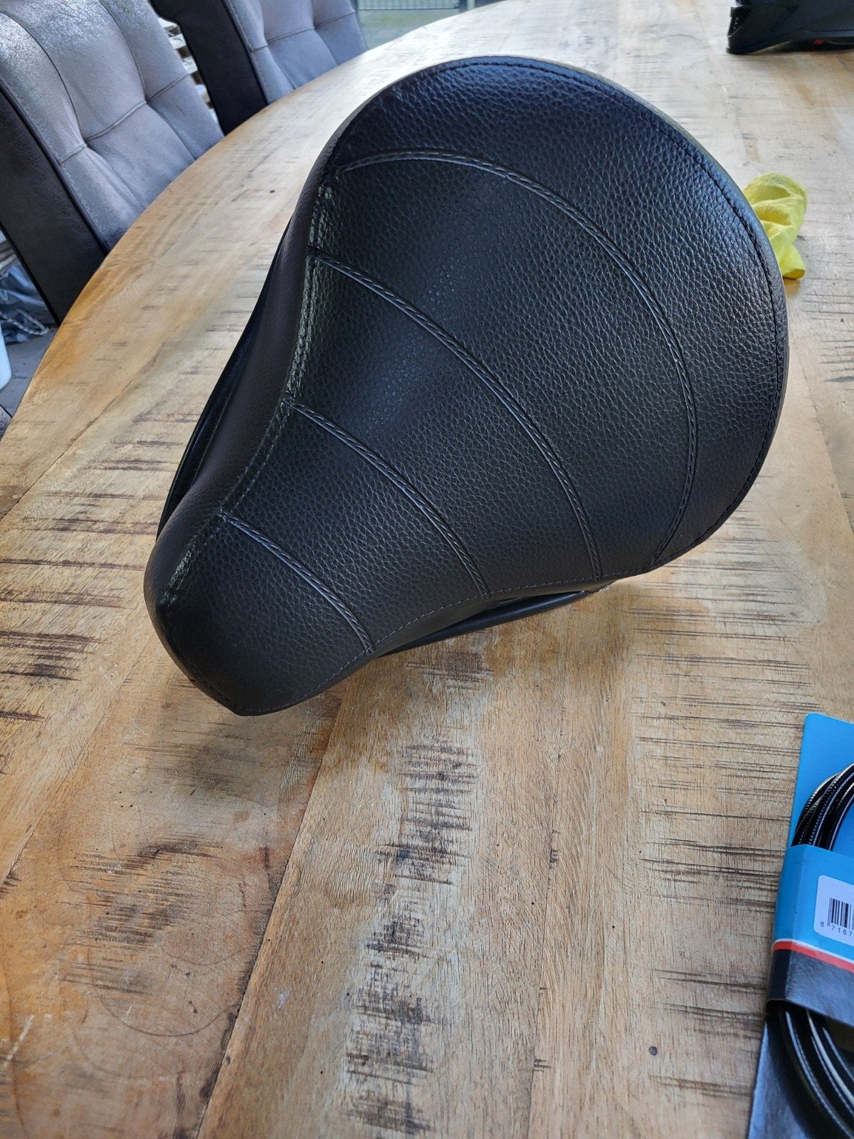 Tomos zadel en nieuwe Tomos gaskabel en kroonplaat, Fietsen en Brommers, Ophalen of Verzenden, Gebruikt, Zadel, Tomos