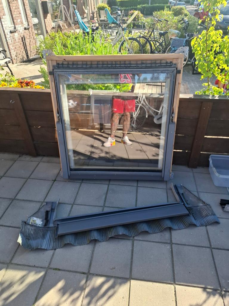 Velux dakraam 114x118 met gootstukken en rolgordijn, Gebruikt, 80 tot 120 cm, 120 tot 160 cm, Ophalen of Verzenden