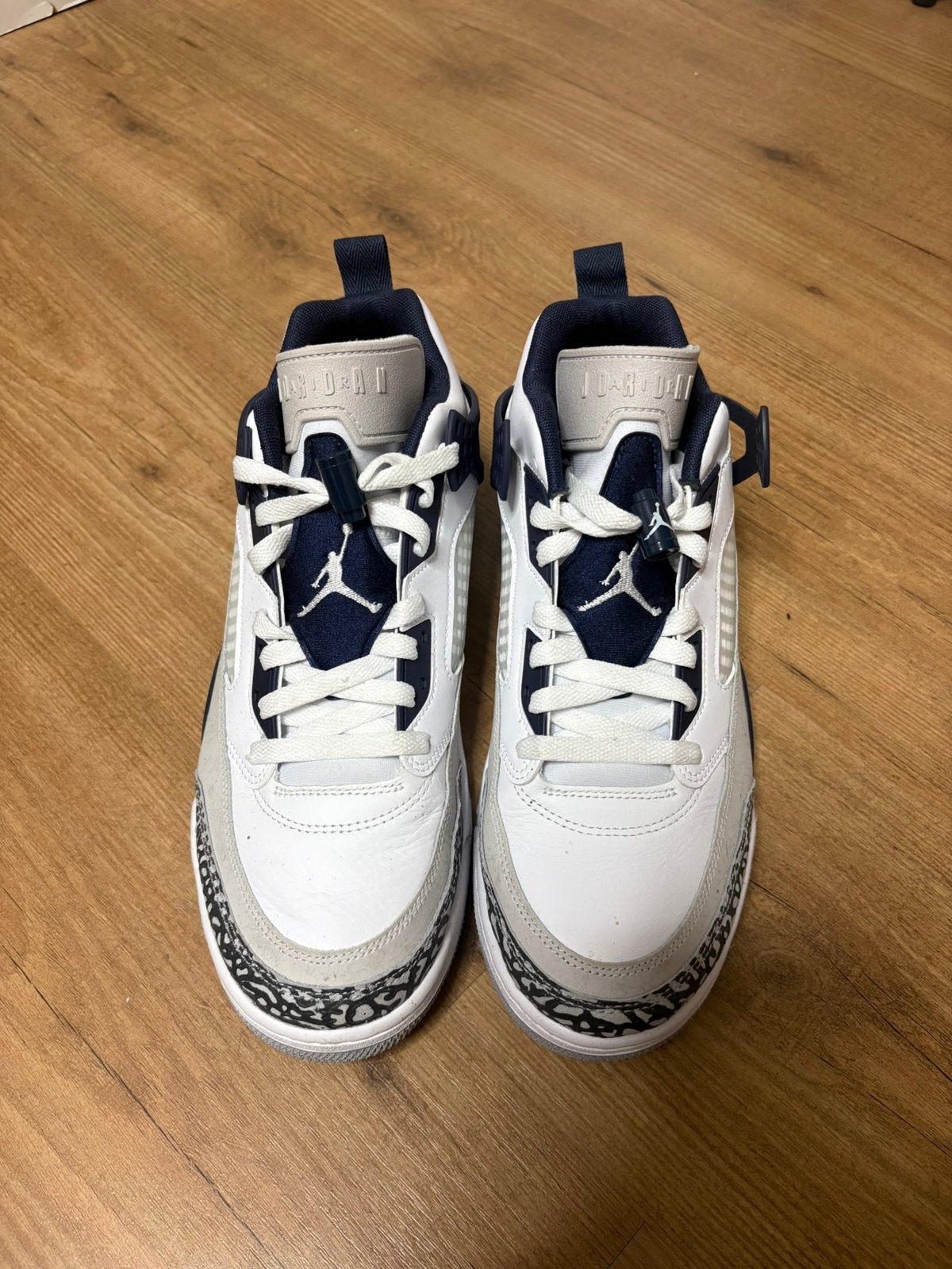 Air Jordan 4 midnight Navy, Ophalen of Verzenden, Zo goed als nieuw, Jongetje of Meisje, Schoentjes