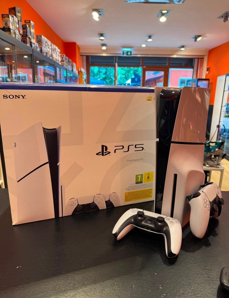Playstation 5 Disc | met 2 controllers | Goede staat, Playstation 5, ., Ophalen of Verzenden, Zo goed als nieuw