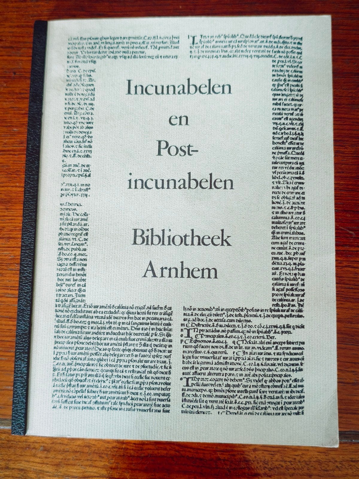 Catalogus Incunabelen en Post-Incunabelen Bibliotheek Arnhem, Boeken, Catalogussen en Folders, Ophalen of Verzenden, Zo goed als nieuw