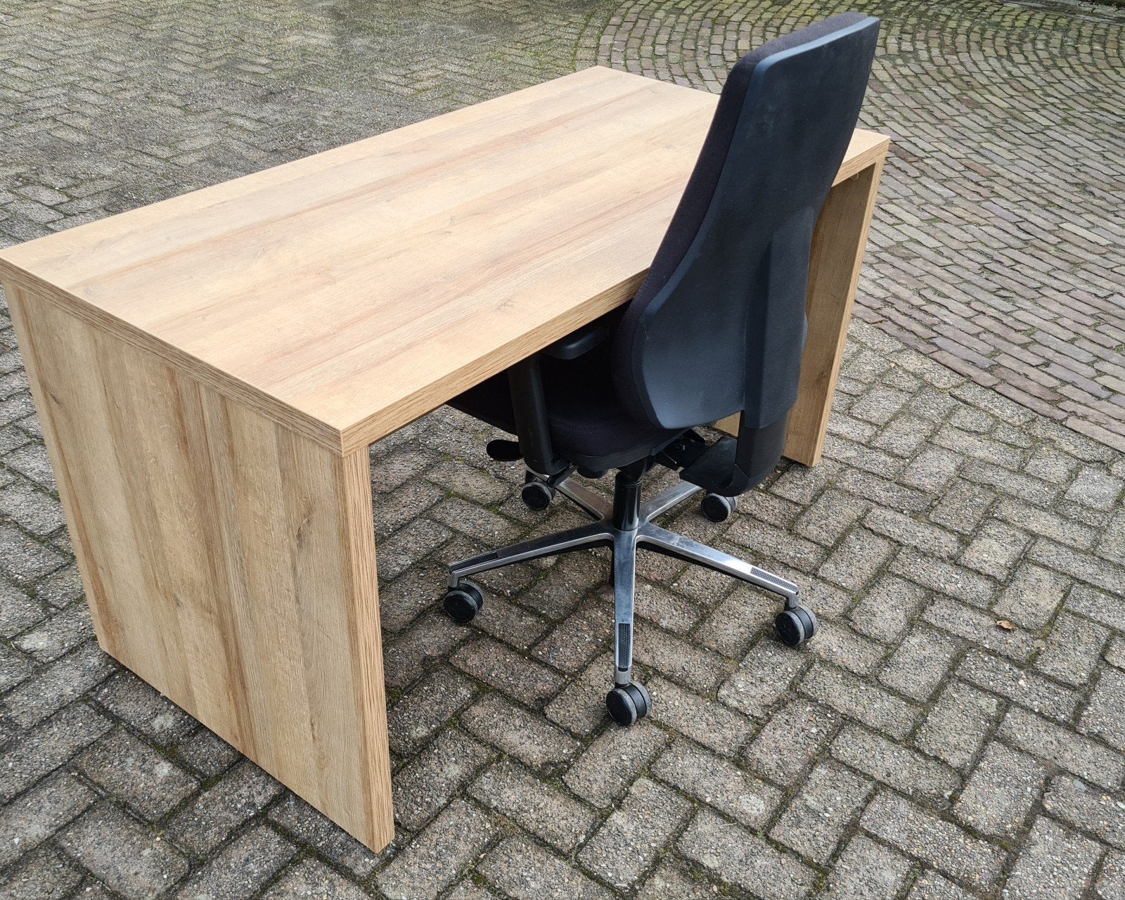 mooi bureau en bureaustoel te koop, Ophalen, Demontabel, Gebruikt, Spaanplaat of MDF