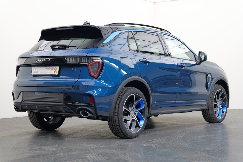 Lynk & Co 01 1.5 | Import op verzoek | (bj 2025, automaat), Stof, Gebruikt, Zwart, Met garantie (alle)