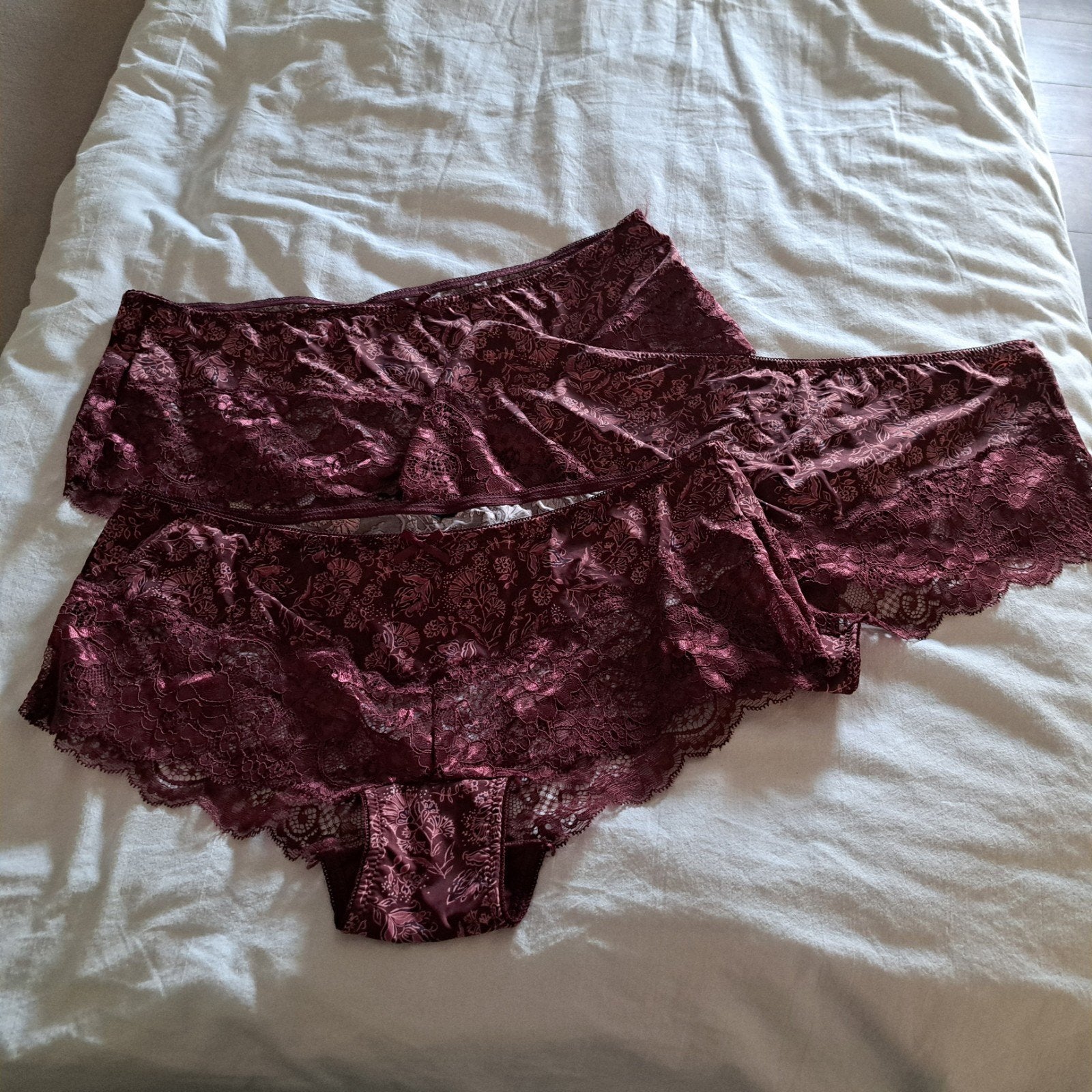 3 Nieuwe Body Slips - Gladde Stof met Kant - Maat XXL, Kleding | Dames, Body, Verzenden, Rood, Slip