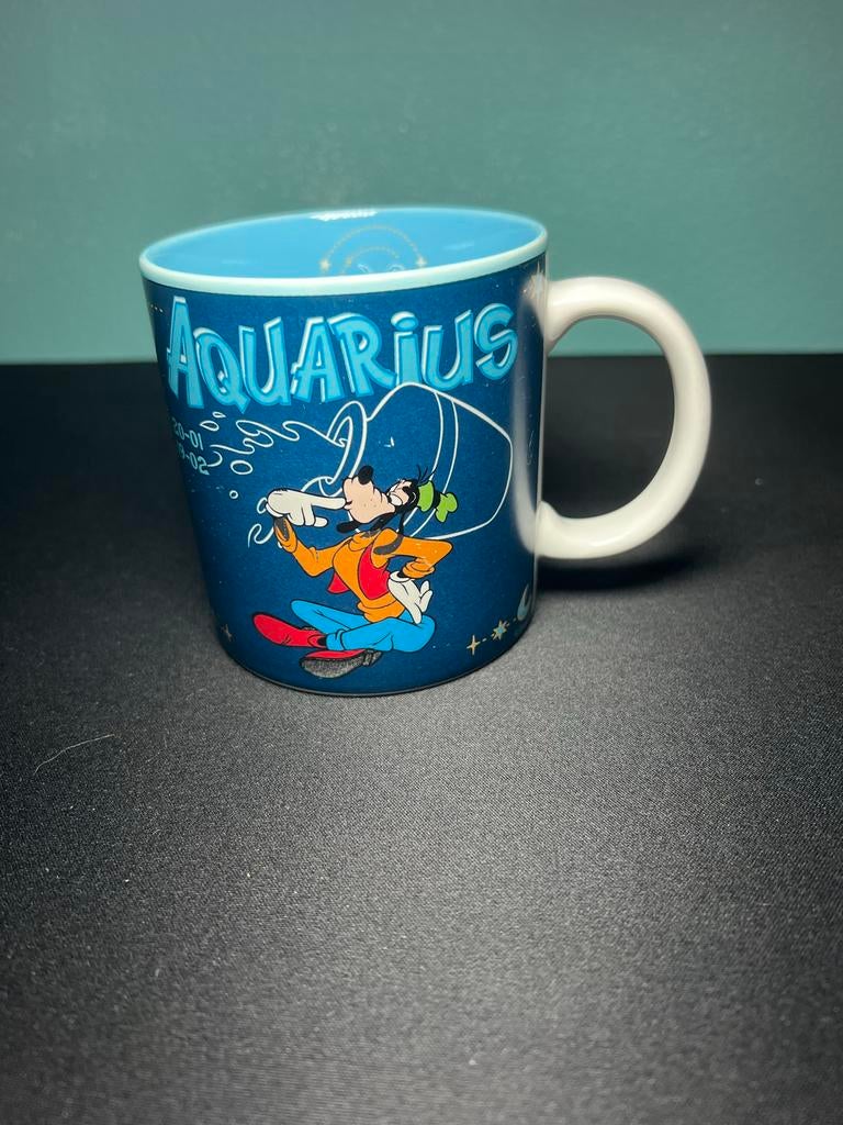 Disney Goofy Aquarius Mok, Ophalen of Verzenden, Goofy of Pluto, Zo goed als nieuw, Servies