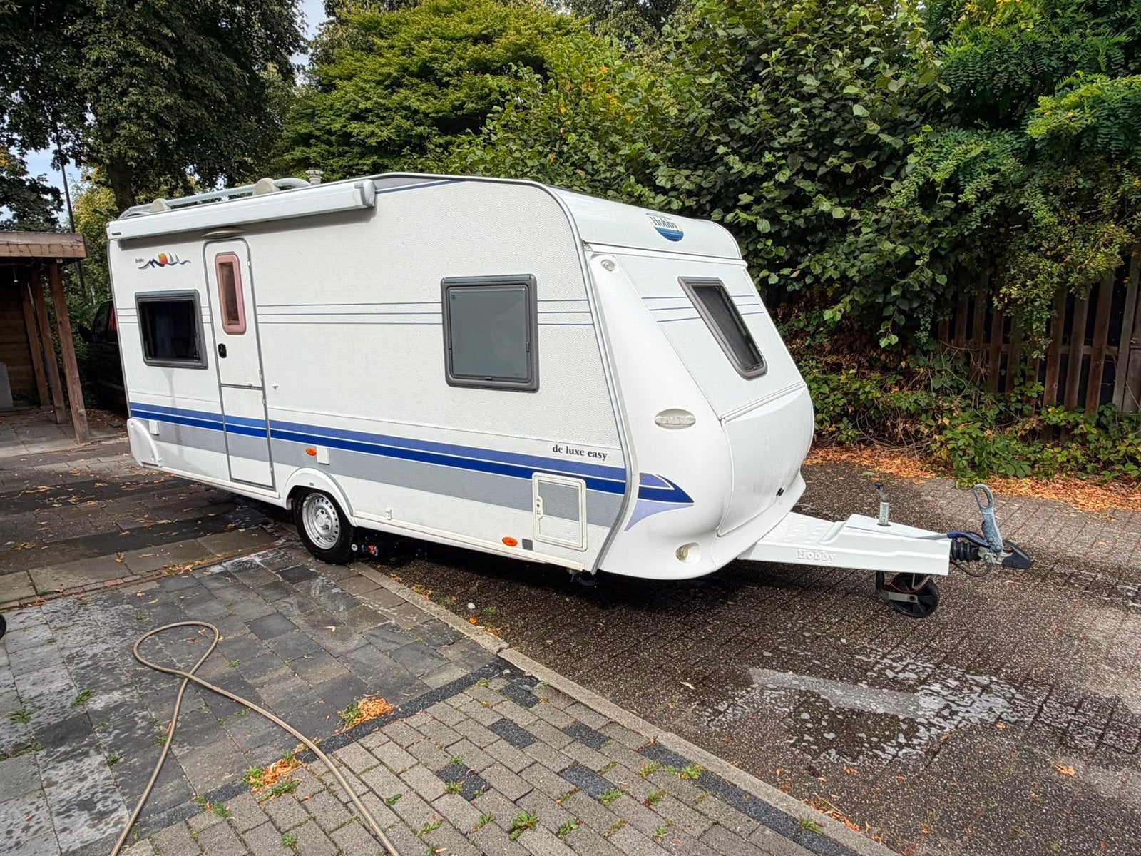 Hobby De Luxe Easy 450 UFE uit 2005 - Compleet en Comfortabe, Caravans en Kamperen, Rondzit, Hobby, Frans bed, Particulier