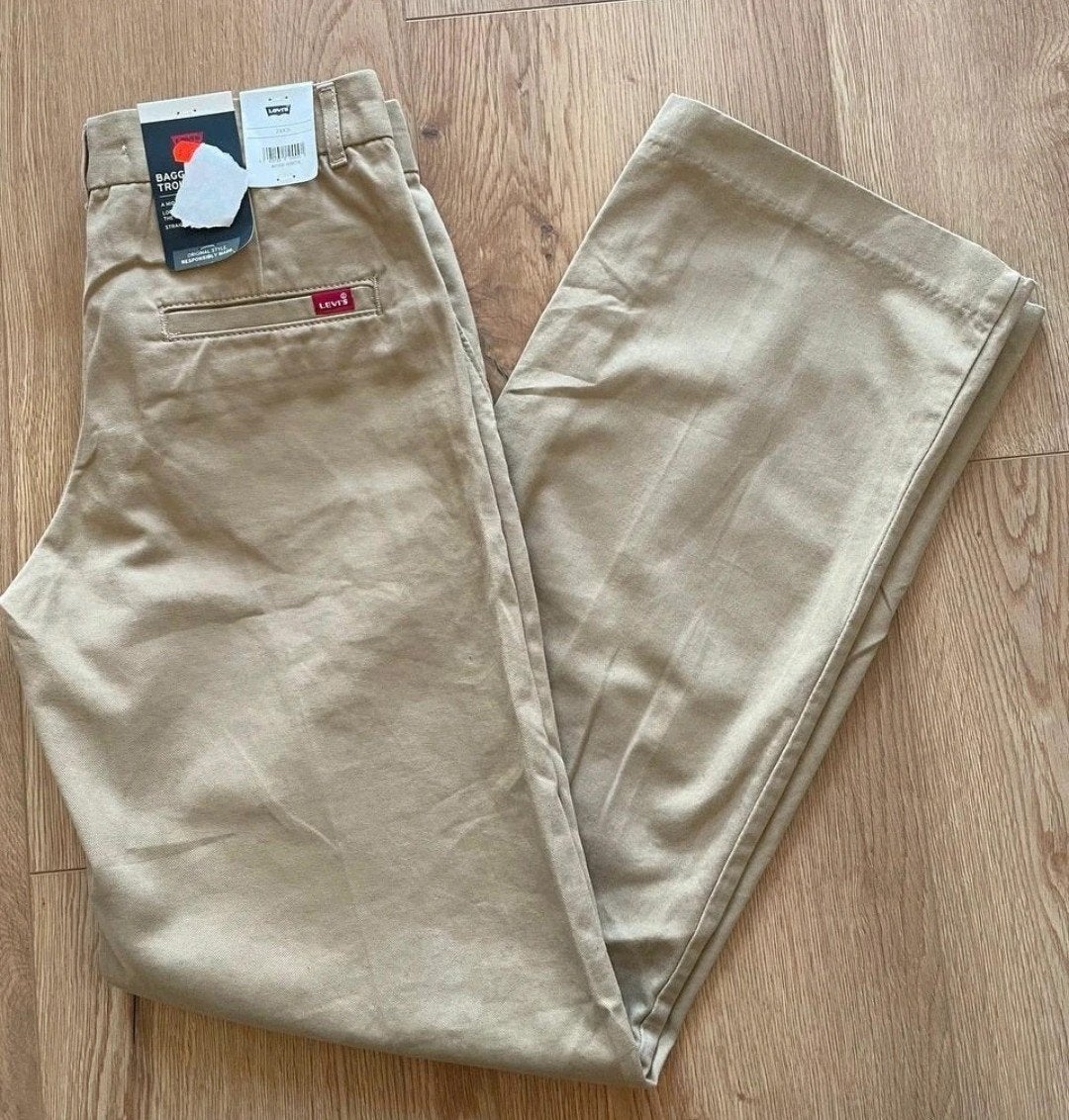 Nieuwe Levi's Baggy Trousers - Maat 24 (XS), Ophalen of Verzenden, Nieuw, W32 (confectie 46) of kleiner