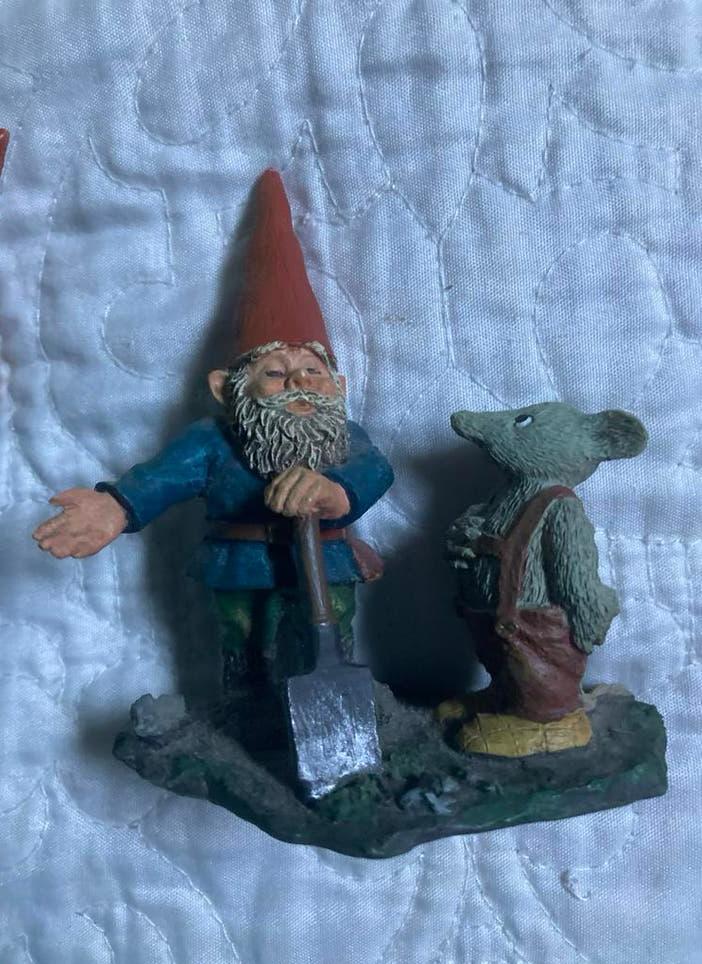 (David de) Kabouter met muis beeldje - Classic Gnomes 2001, Ophalen of Verzenden, Gebruikt, Fantasy