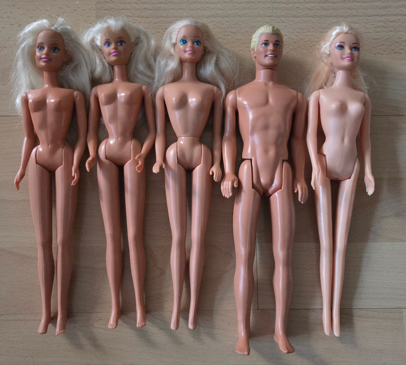5 Barbie's, Verzamelen, Ophalen of Verzenden, Gebruikt