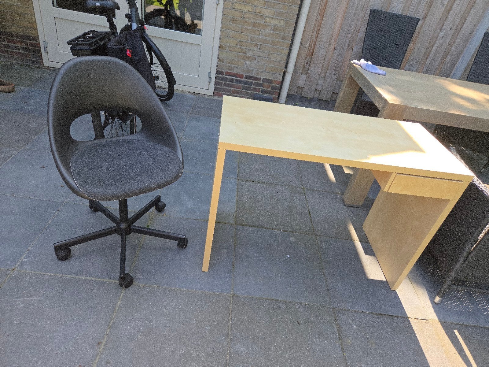 Bureau en Bureaustoel, Gebruikt, Kinderbureau, Meerkleurig, Ophalen