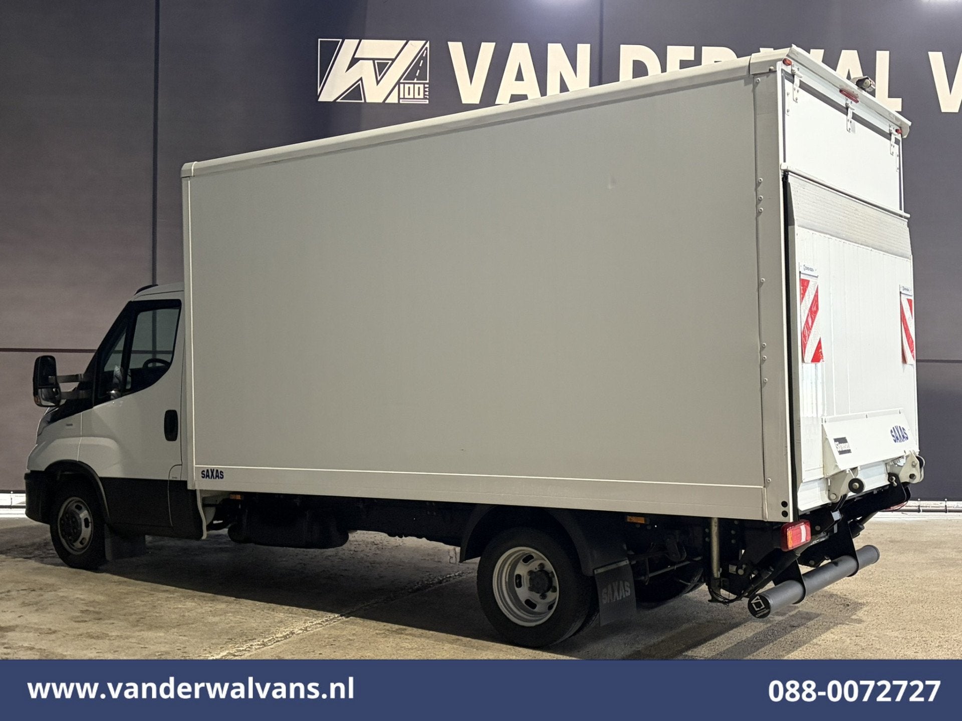 Iveco Daily 35C16H 157pk Bakwagen Laadklep Euro6 Airco | Cam, Auto's, Bestelauto's, Gebruikt, Iveco, Wit, Bedrijf