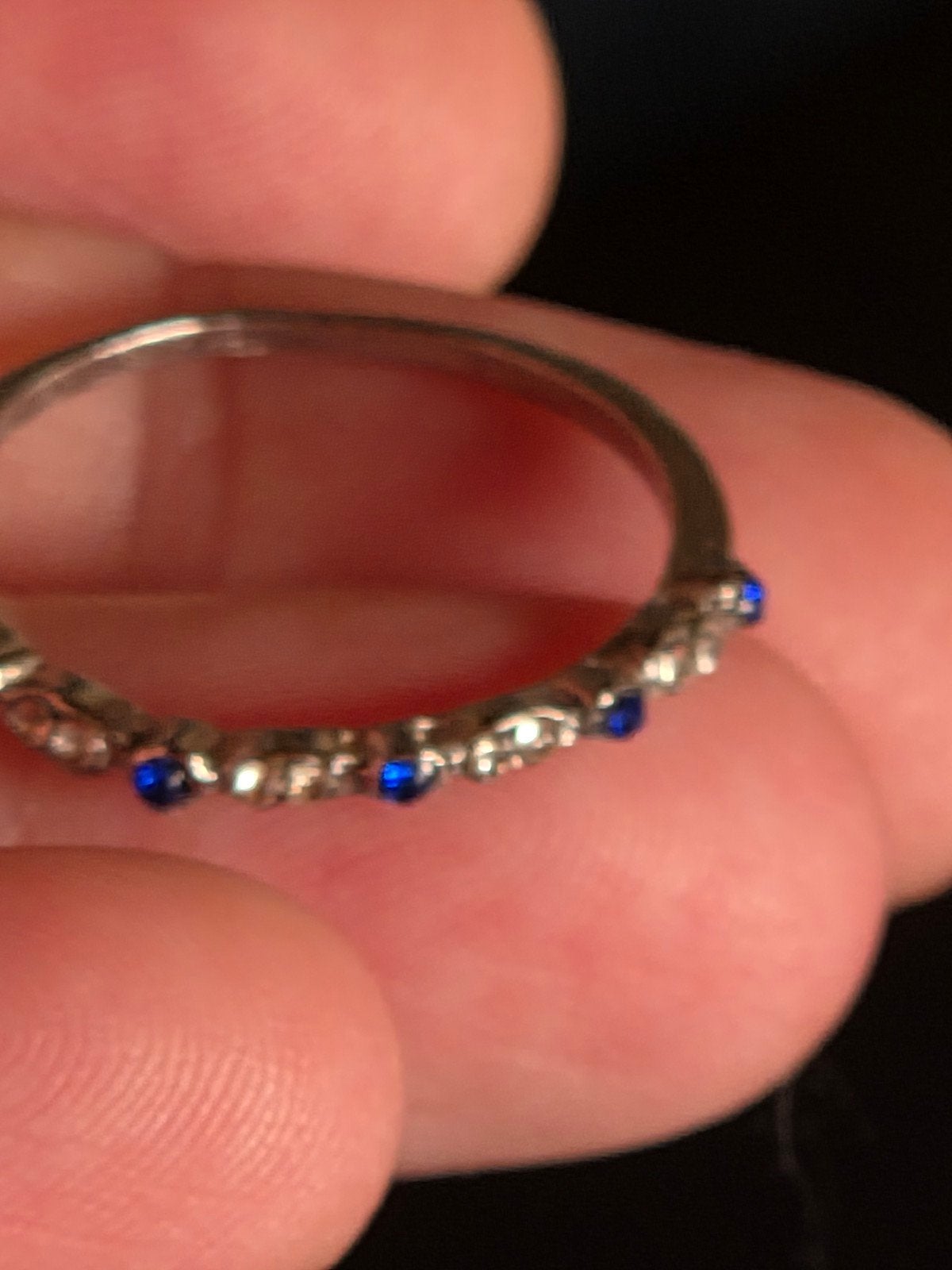 Ring steentjes maat 19, Sieraden, Tassen en Uiterlijk, Ringen, 19 tot 20, Nieuw, Ophalen of Verzenden, Met edelsteen