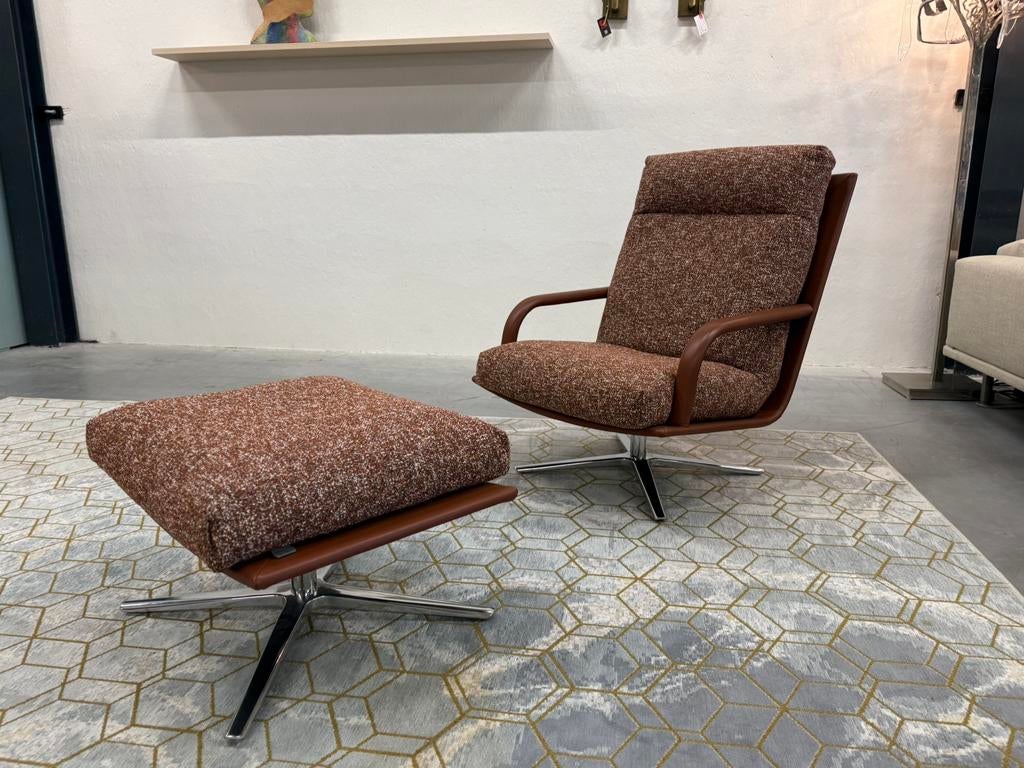 Nieuw Leolux Kudo Two Fauteuil poef state stof leer bruin, Leolux, Nieuw, Ophalen of Verzenden, 50 tot 75 cm
