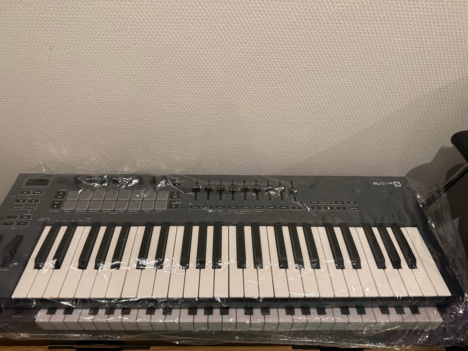 Novation FLkey 49 MIDI Keyboard Controller - z.g.a.n., Muziek en Instrumenten, Midi-aansluiting, Ophalen of Verzenden, Zo goed als nieuw