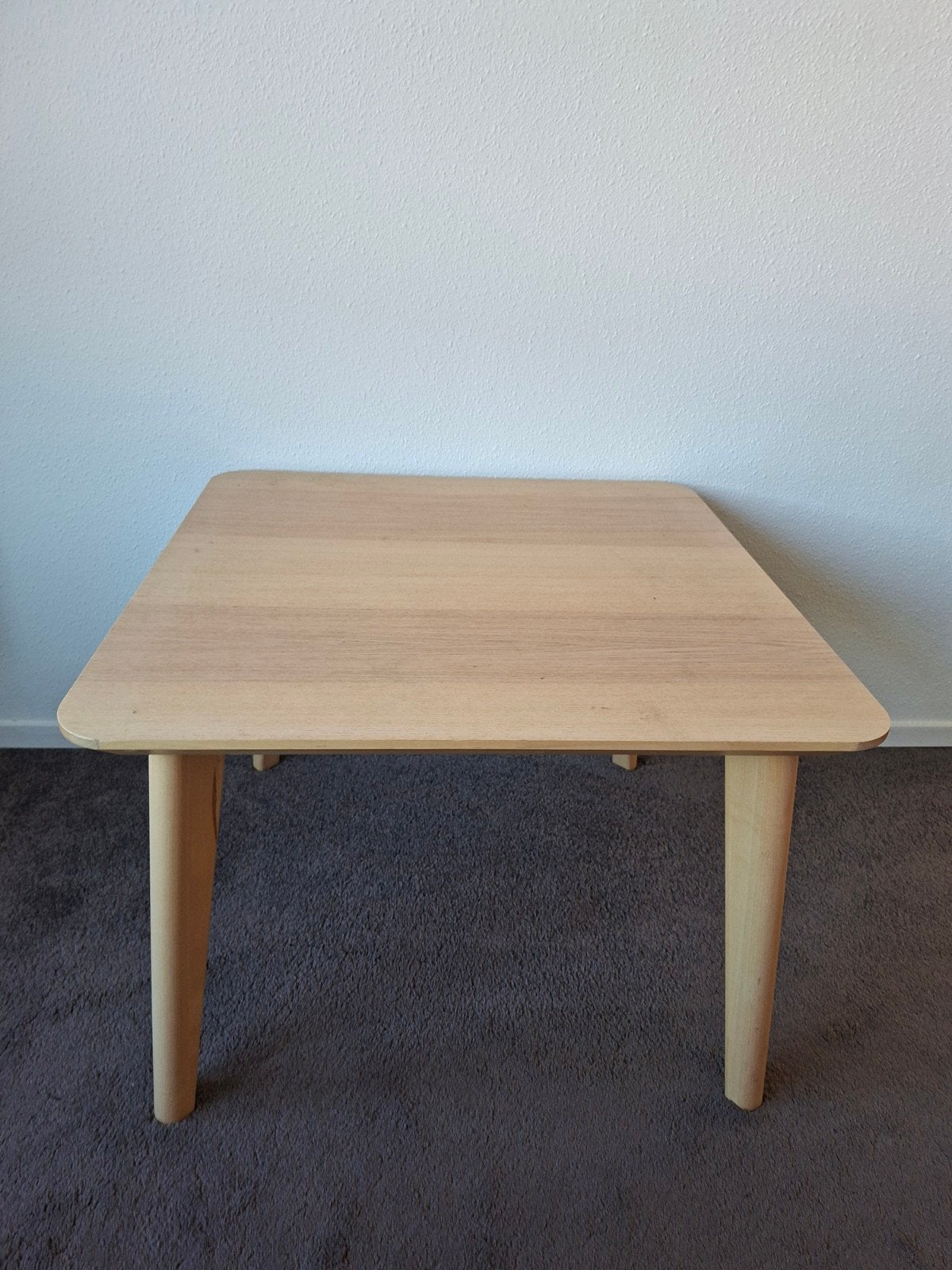 Uitstekende staat: Ikea Lisabo koffietafel essenfineer, Ophalen, 50 tot 100 cm, Vierkant, 50 tot 100 cm