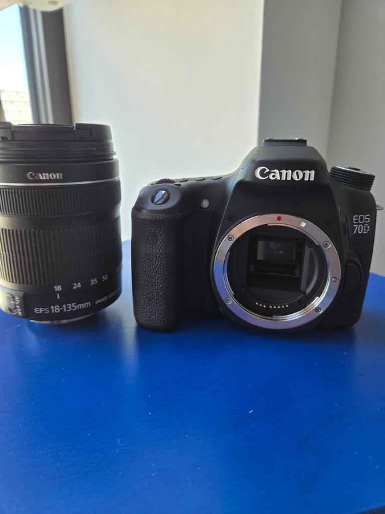 Canon EOS 70D | 18-135mm Lens | Full Kit, Audio, Tv en Foto, Fotografie | Lenzen en Objectieven, Ophalen of Verzenden, Zo goed als nieuw