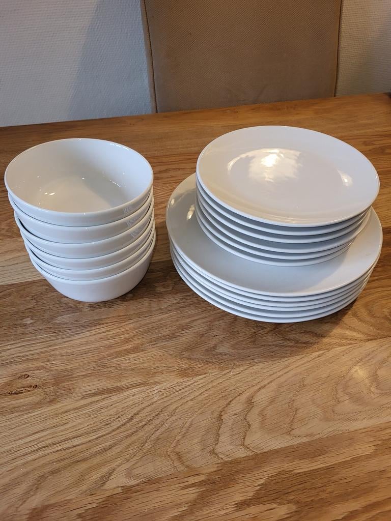 Wit servies Ikea: borden en kommen - nieuw, Ophalen, Keramiek, Nieuw, Effen