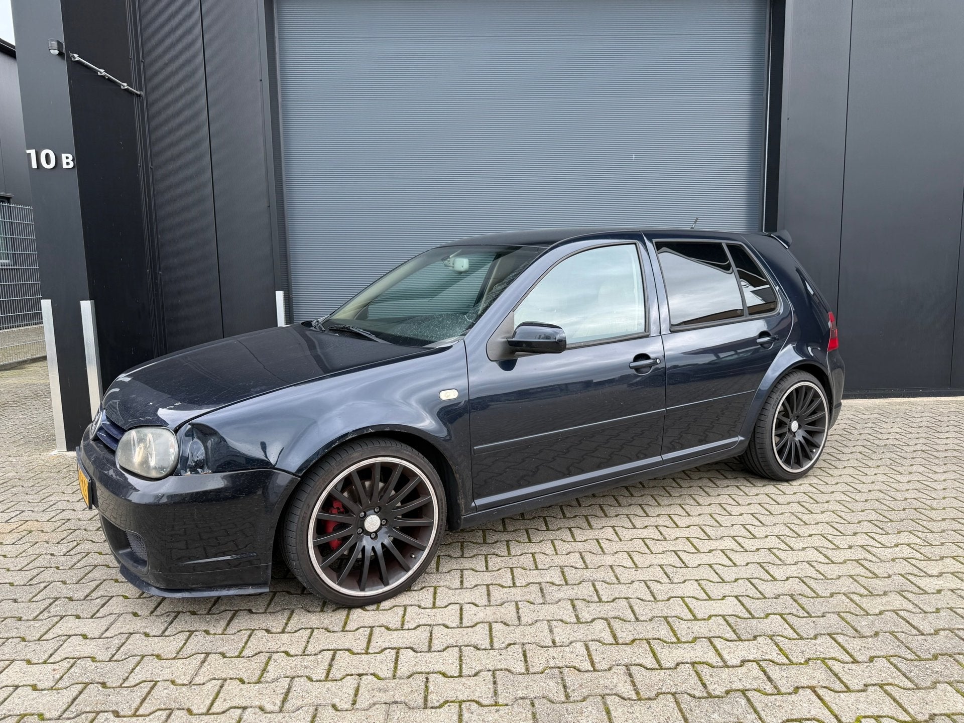 Volkswagen Golf 2.3 V5 Tik in motor, Auto's, Gebruikt, Beige, 150 pk, Blauw
