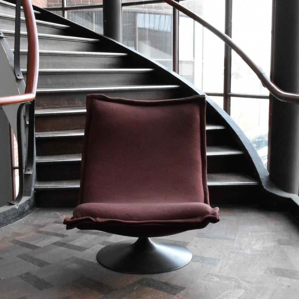 Artifort F590 Fauteuil, Huis en Inrichting, Fauteuils, -, 75 tot 100 cm, Ophalen of Verzenden, Zo goed als nieuw