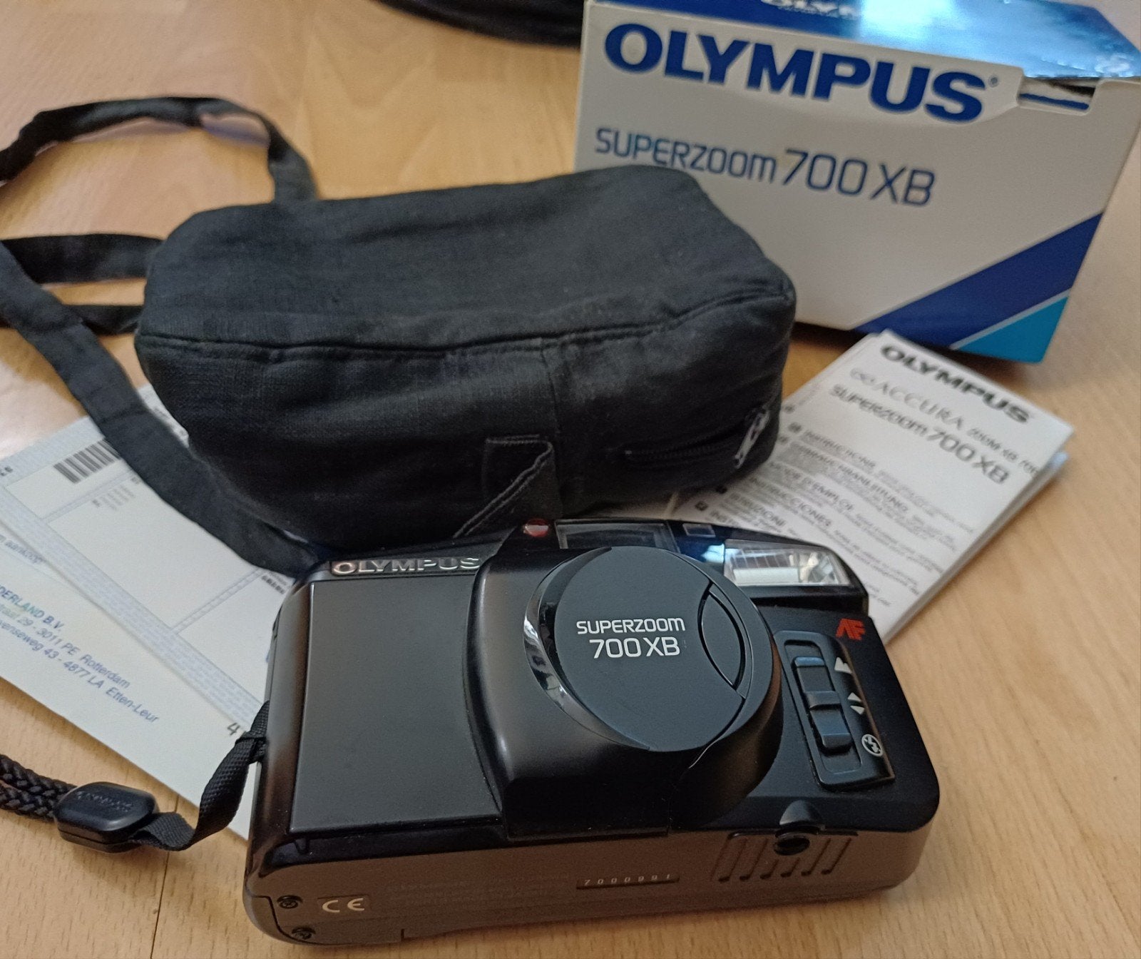 Olympus Superzoom 700XB camera met flitser-nieuw en compleet, Audio, Tv en Foto, Fotocamera's Analoog, Ophalen of Verzenden, Zo goed als nieuw