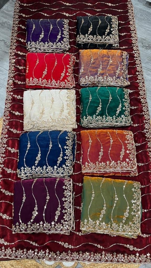 Nieuwe saree met gouden borduursels, Ophalen of Verzenden